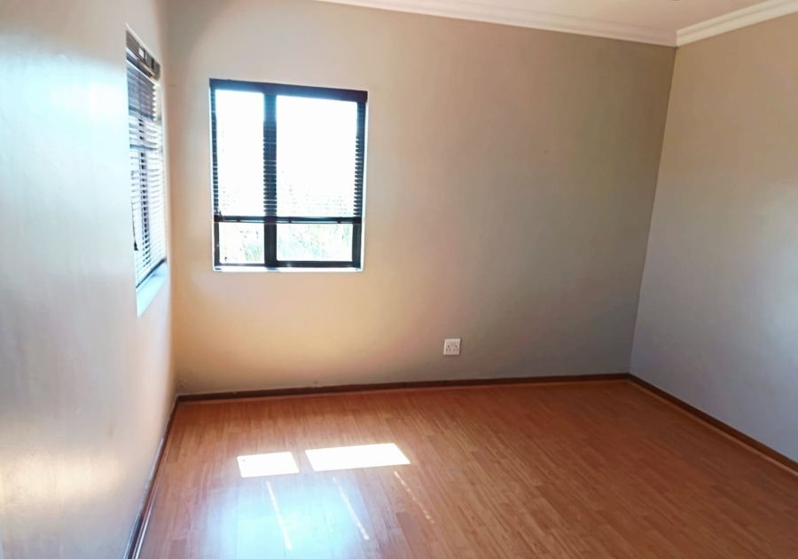 3 Bedroom Property for Sale in Wilkoppies North West